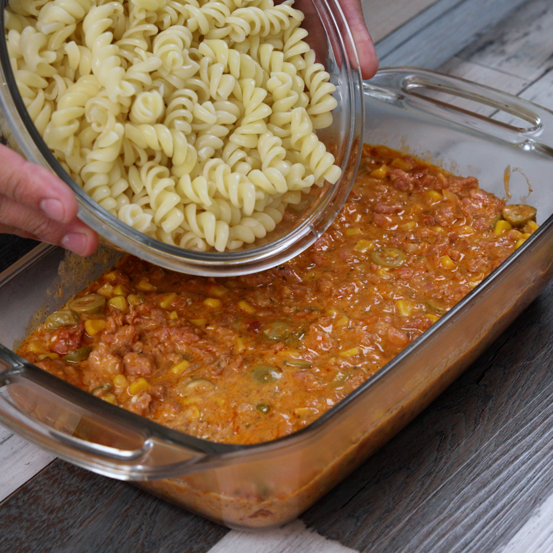 Macarrão com linguiça