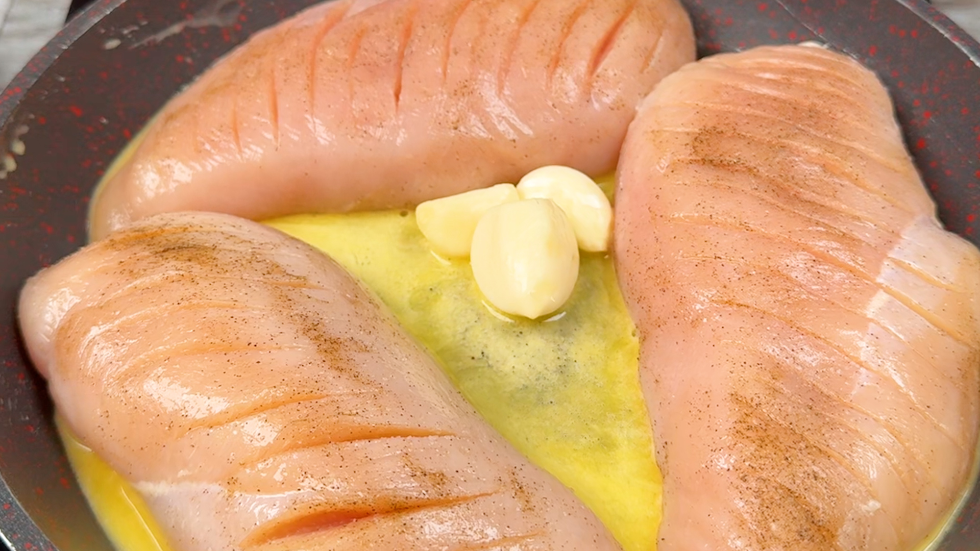 Peito de frango ao molho