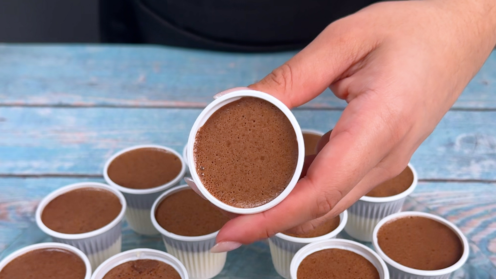 Mousse de coco com chocolate