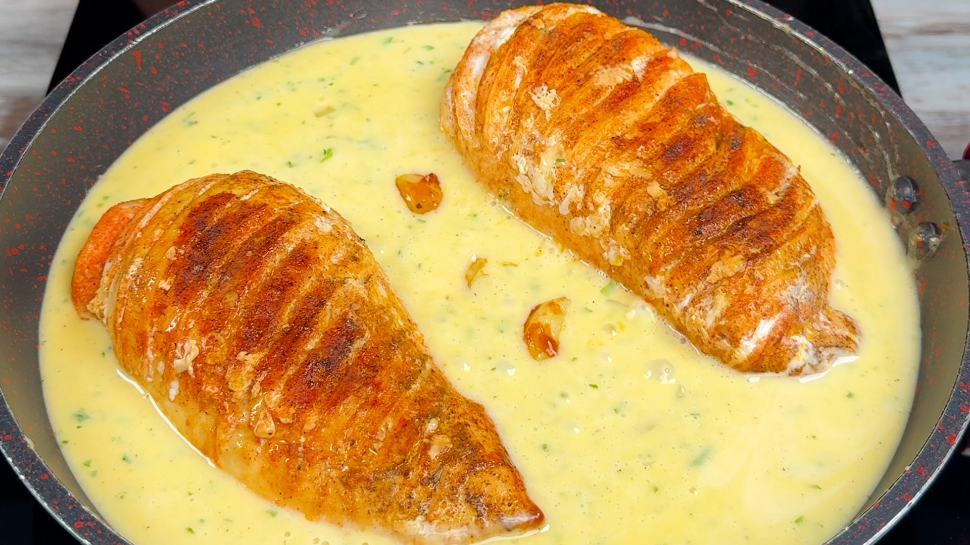 Peito de frango ao molho